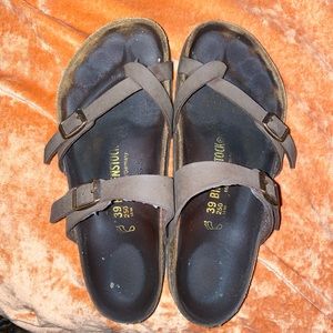 Mayari Birkenstocks
